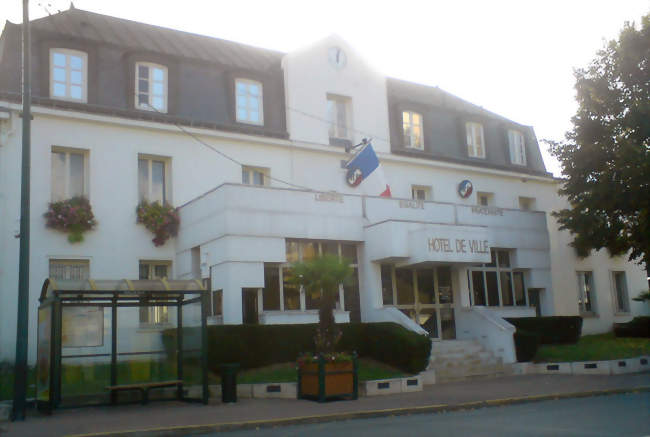 Lhôtel de ville - Montgeron (91230) - Essonne