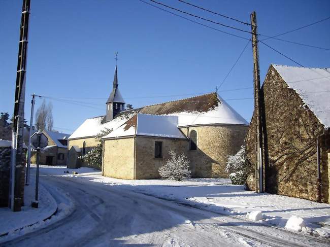 La rue du Bréau et l'église - Richarville (91410) - Essonne