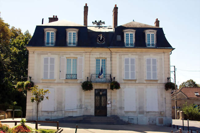 Lhôtel de ville - Saintry-sur-Seine (91250) - Essonne