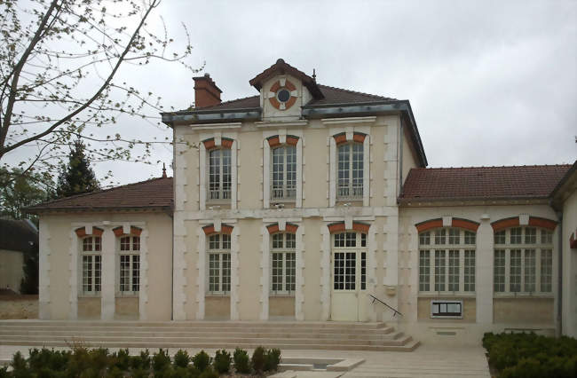 Lhôtel de ville - Varennes-Jarcy (91480) - Essonne
