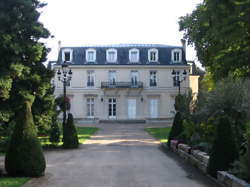 photo Attaché / Attachée de direction