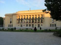 photo Assistant / Assistante de service social