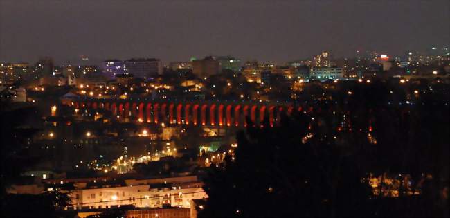 Les célèbres aqueducs d'Arcueil, illuminés la nuit depuis le 7 mars 2009 - Arcueil (94110) - Val-de-Marne