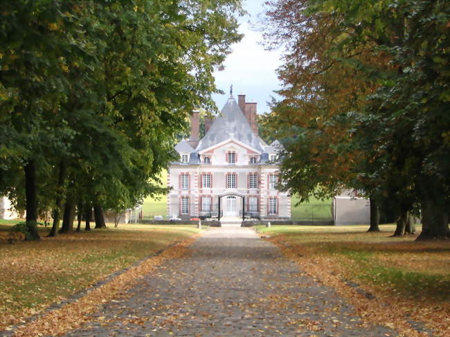 Le château, classé aux monuments historiques - Ormesson-sur-Marne (94490) - Val-de-Marne