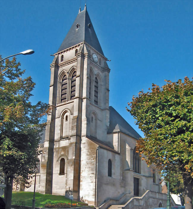 L'église Saint-Leu, inscrite aux monuments historiques - Thiais (94320) - Val-de-Marne