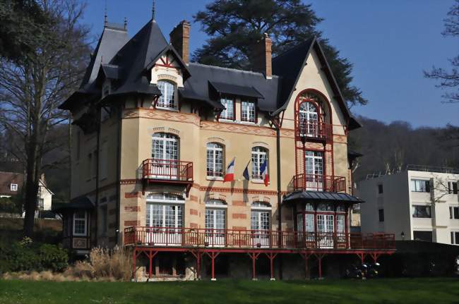Agent / Agente de maintenance des bâtiments