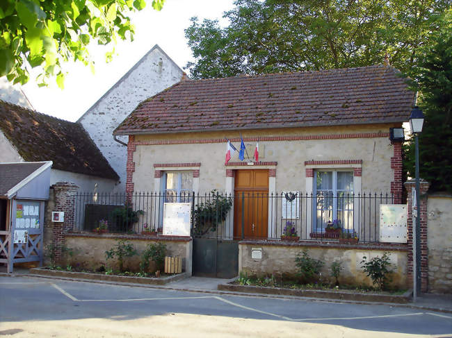 La mairie de Gadancourt - Gadancourt (95450) - Val-d'Oise
