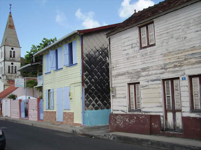Vue d'une rue de Les Anses-d'Arlet - Les Anses-d'Arlet (97217) - Martinique