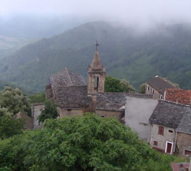 A Belfasca et l'église de l'Annunziata avant restauration - Zalana (20272) - Haute-Corse