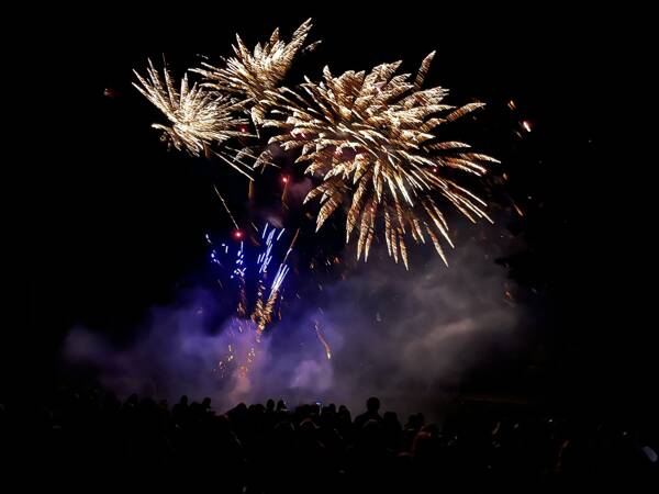 FEU D'ARTIFICE et FESTIVAL BOUGE TON BOCAGE