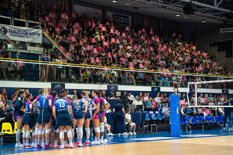 Volleyball : SUPER COUPE