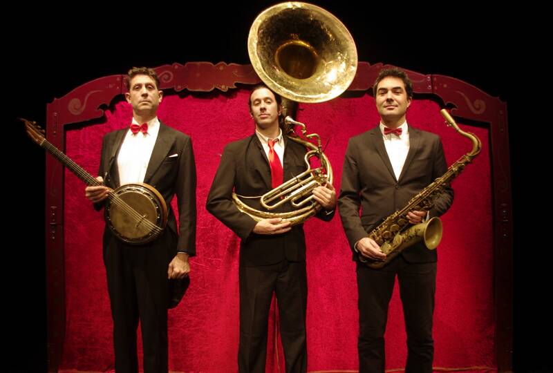 OUM TCHA jazz manouche