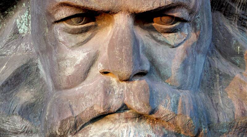 Marx Olaf Nicolai Projection