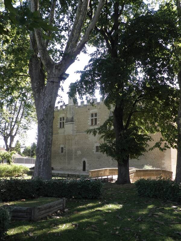 Le Pontet des origines à nos jours