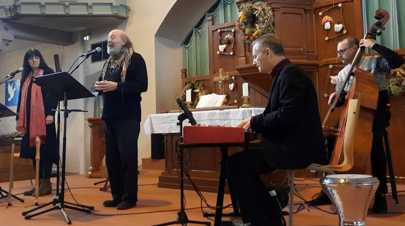 Roland Engel raconte et chante