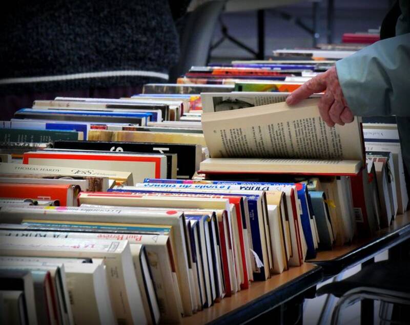 FOIRE AUX LIVRES -SECOURS POPULAIRE