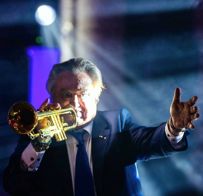 Jean-Claude BORELLY et sa trompette d'Or