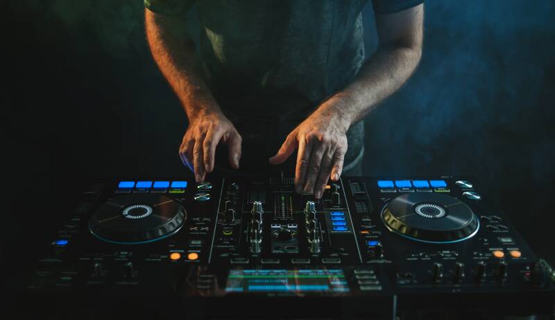 Électro Ice Night & DJ