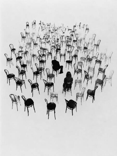 Les Chaises