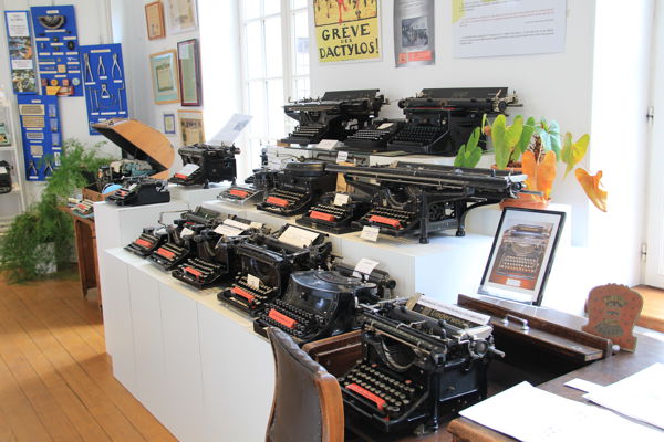 Exposition permanente à Montmorillon - Musée de la machine à écrire et à calculer