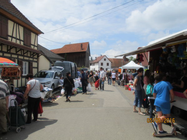 marché aux puces