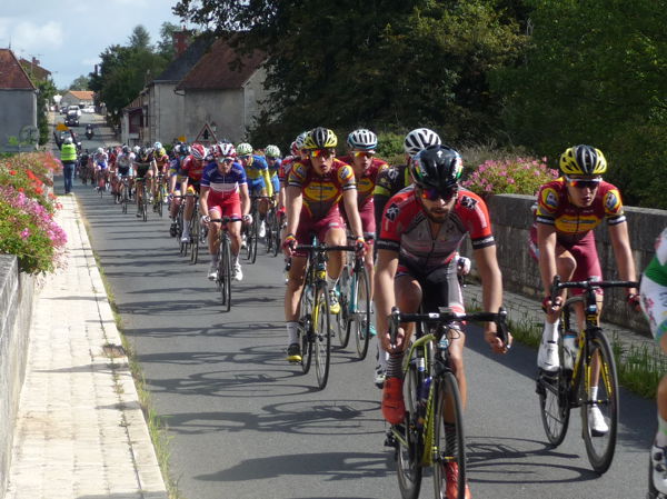 COURSE CYCLISTE