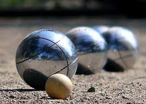 CONCOURS DE PETANQUE EN DOUBLETTE