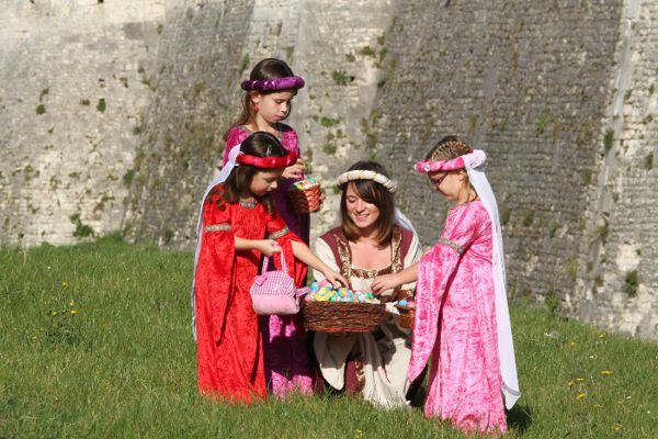 Chasse aux oeufs de Pâques à Provins