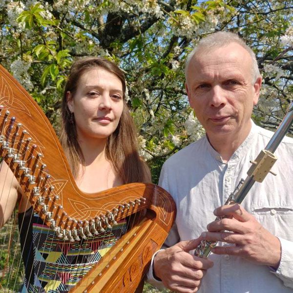 Duo NYGMA en concert(flûtes et harpe) 