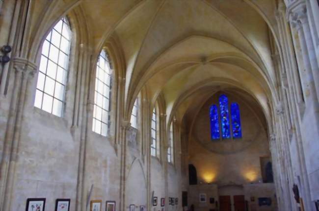 Visite de la Chapelle royale Saint-Frambourg & de la Crypte - Fondation Cziffra 