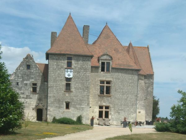 Visite guidée du château de Rochefort et du domaine de Marçay