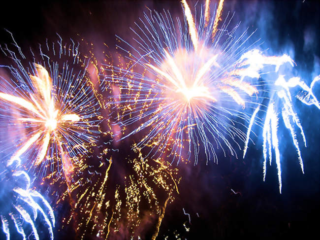 Feu d'artifice et bal populaire