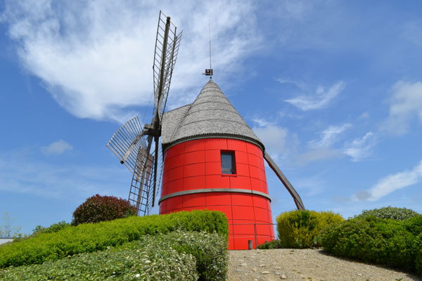 Visite du moulin à 6 ailes de Nailloux