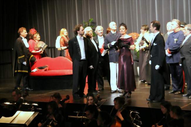Théâtre - La Veuve Joyeuse