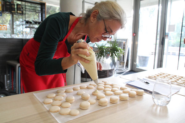 Apprenez les secrets des macarons Gérard Cabiron !