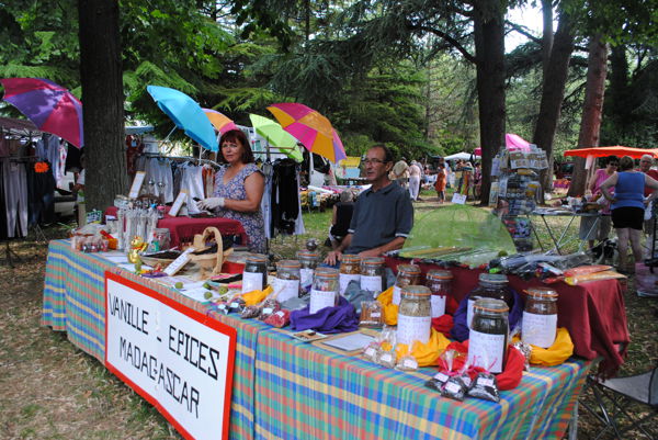 foire artisanale et produit régionaux