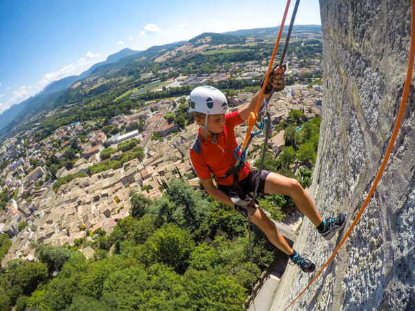 Descente en rappel de la Tour de Crest