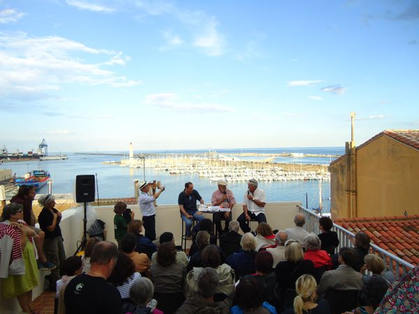 Festival de Poésie VOIX VIVES, de Méditerranée en Méditerranée