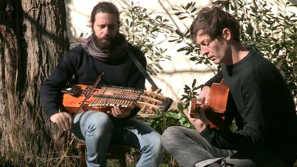 Le Duo Presque Classique