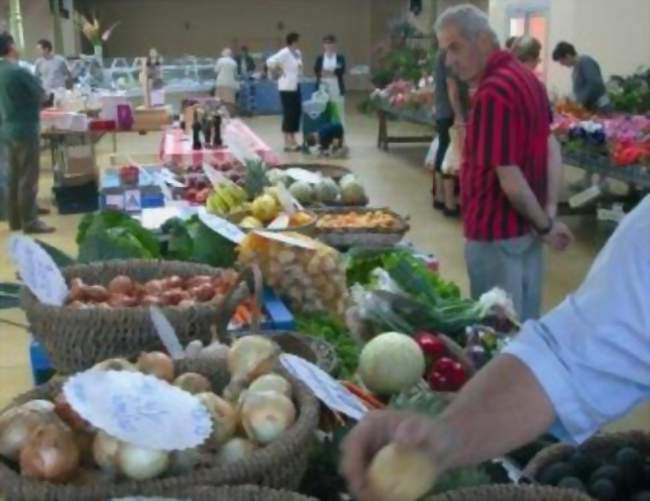 MARCHÉ TRADITIONNEL ET FERMIER