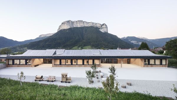 S'emparer des lieux. Nouvelles architectures en Haute-Savoie.
