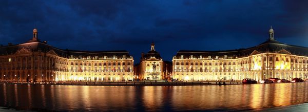 Jeu de piste nocturne à Bordeaux: