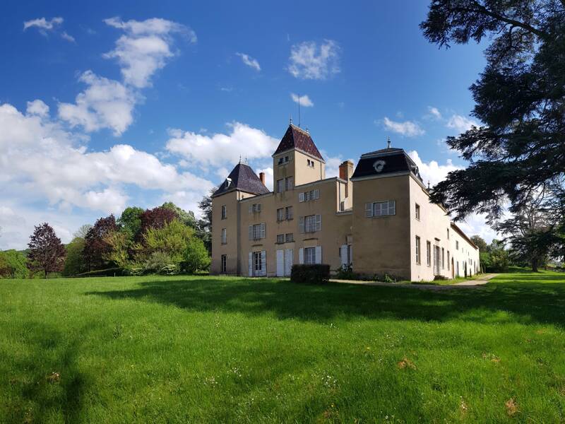 Un Dimanche à la Campagne