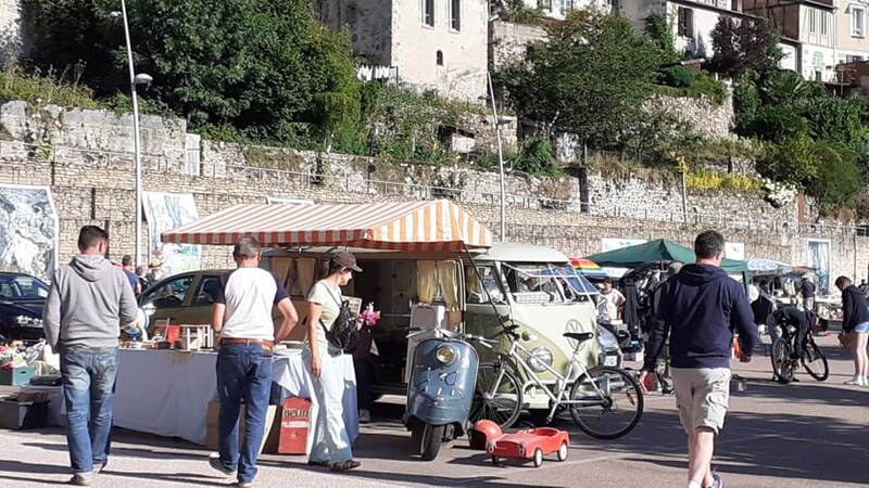 Brocante -vide grenier