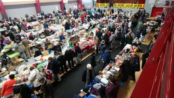 Brocante Vide-greniers Collections