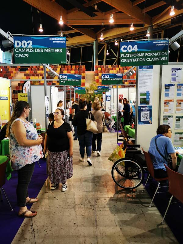 Carrefour emploi Niort Atlantique