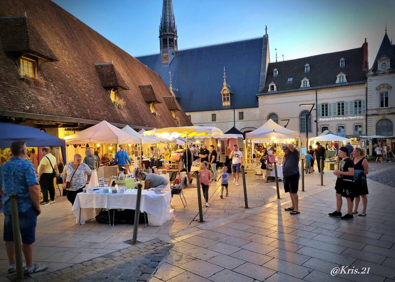 Marché Nocturne