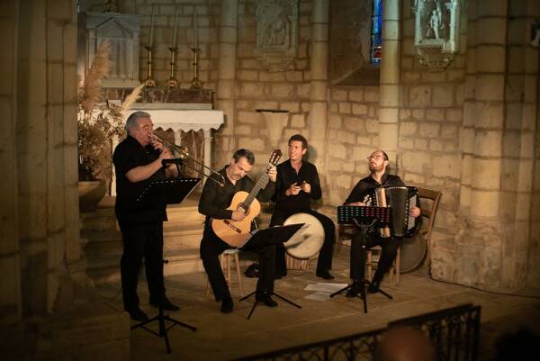 Vita Bella par l'ensemble les Sacqueboutiers