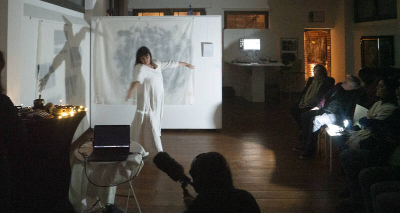 Solstice d’été : Lumières extérieures - performance dansée