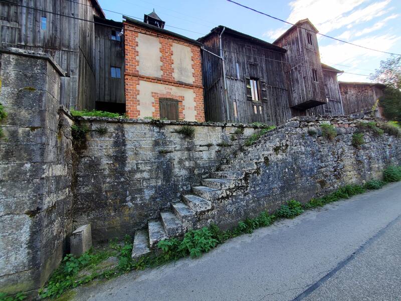 Visite guidée d'un Séchoir à Houblon - Bèze